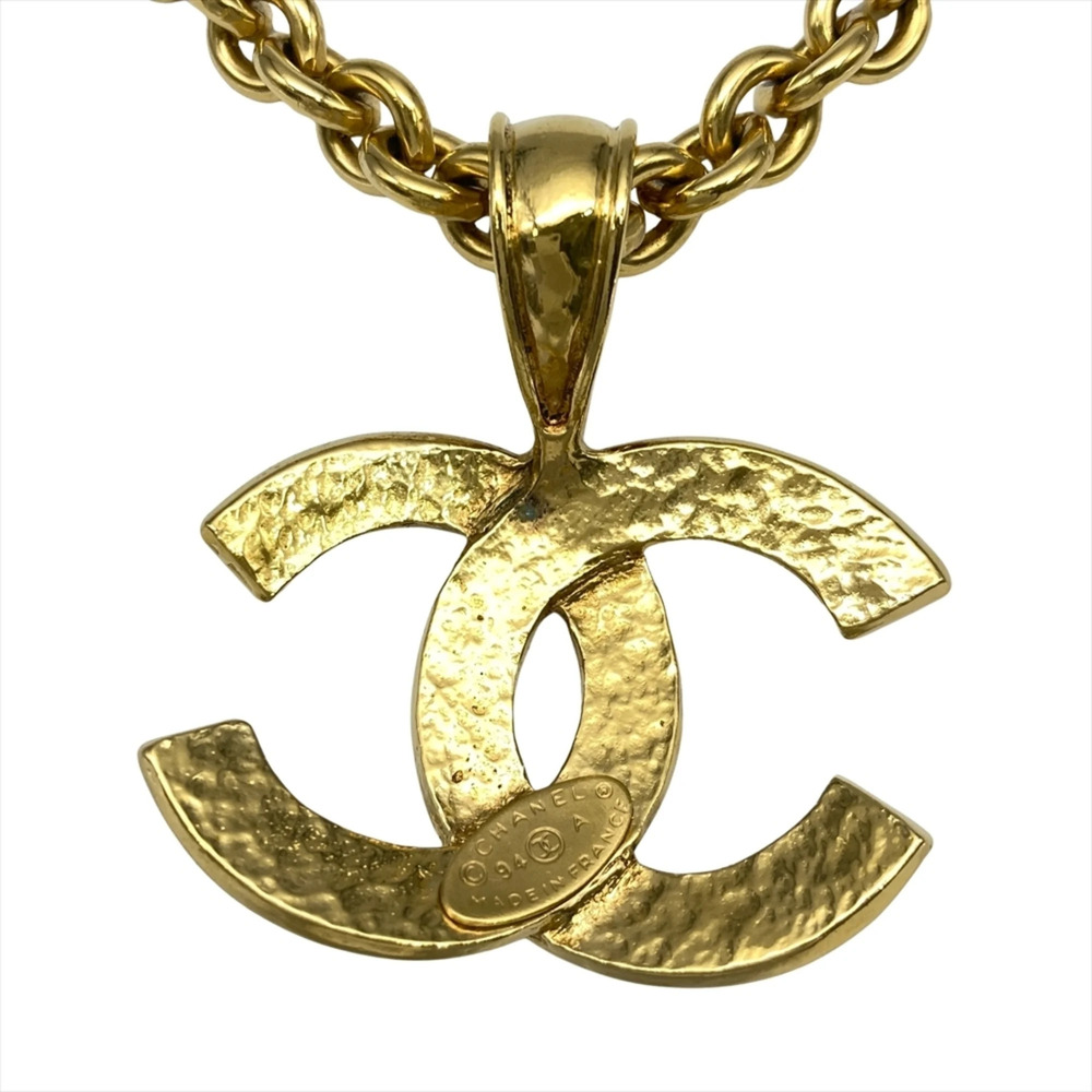 CHANEL Gold Logo Necklace - Picture 3 of 9